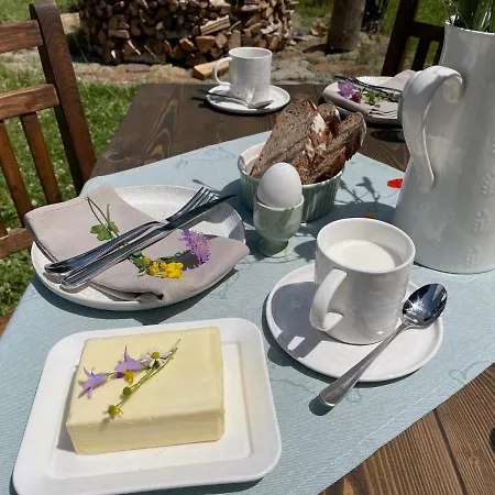 Vakantiehuis Hajenka Libin *